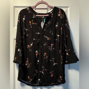 NWT Daniel Rainn Black Top with Floral Orange Highlights - 2X